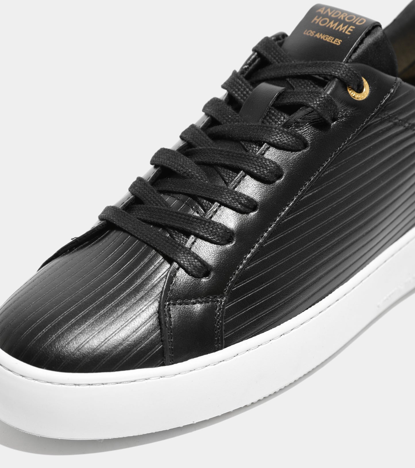 Android Homme Zuma Black Linear Emboss AHP221-36