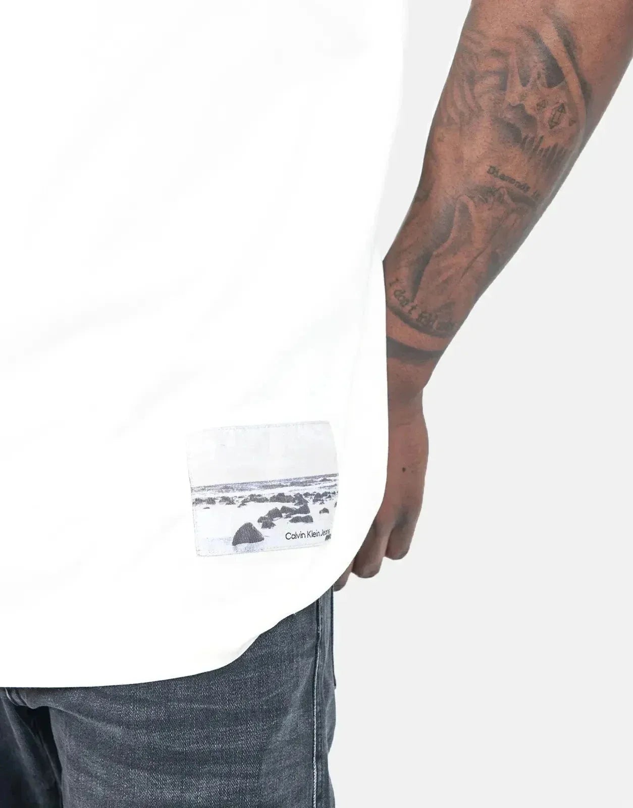 Calvin Klein Lenticular Shoreline T-Shirt