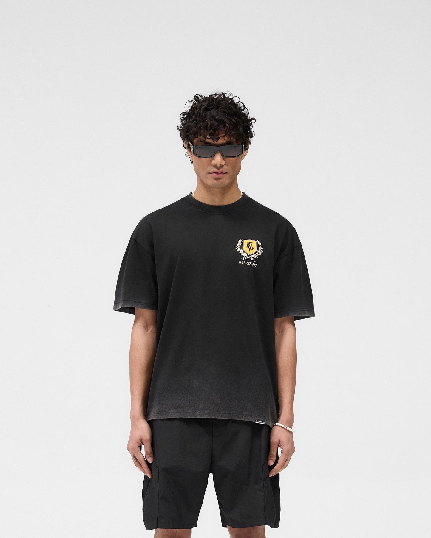 Crest T-Shirt - Vintage Black