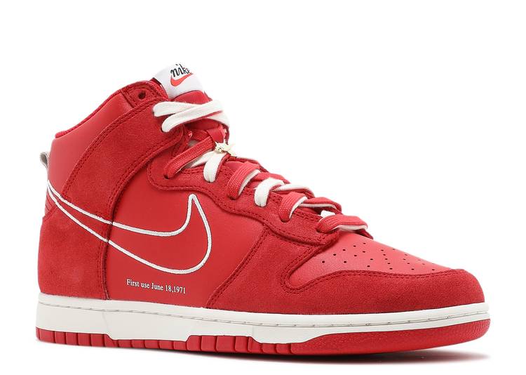 NIKE DUNK HIGH SE 'FIRST USE PACK - UNIVERSITY RED'