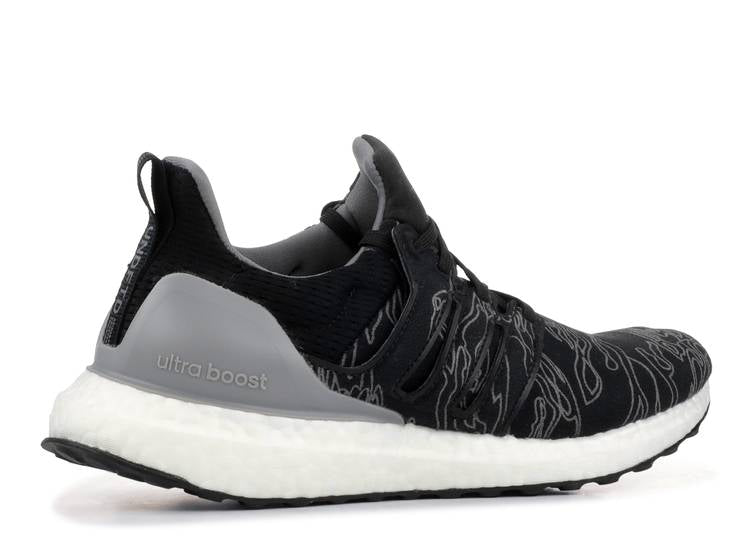 ADIDAS ULTRABOOST X UNDEFEATED 'UTILITY BLACK'