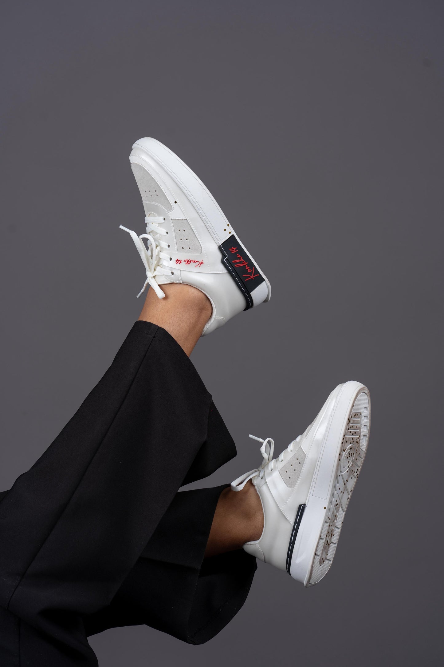 Konkhe 14 unisex “ingilozi 2.0 “ low cut sneaker