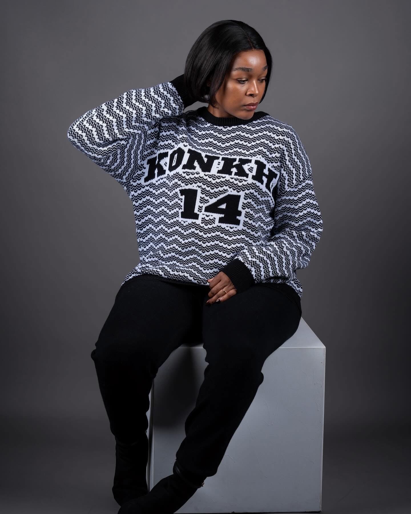 Konkhe 14 Unisex jersey “Umthungo” - Black & white