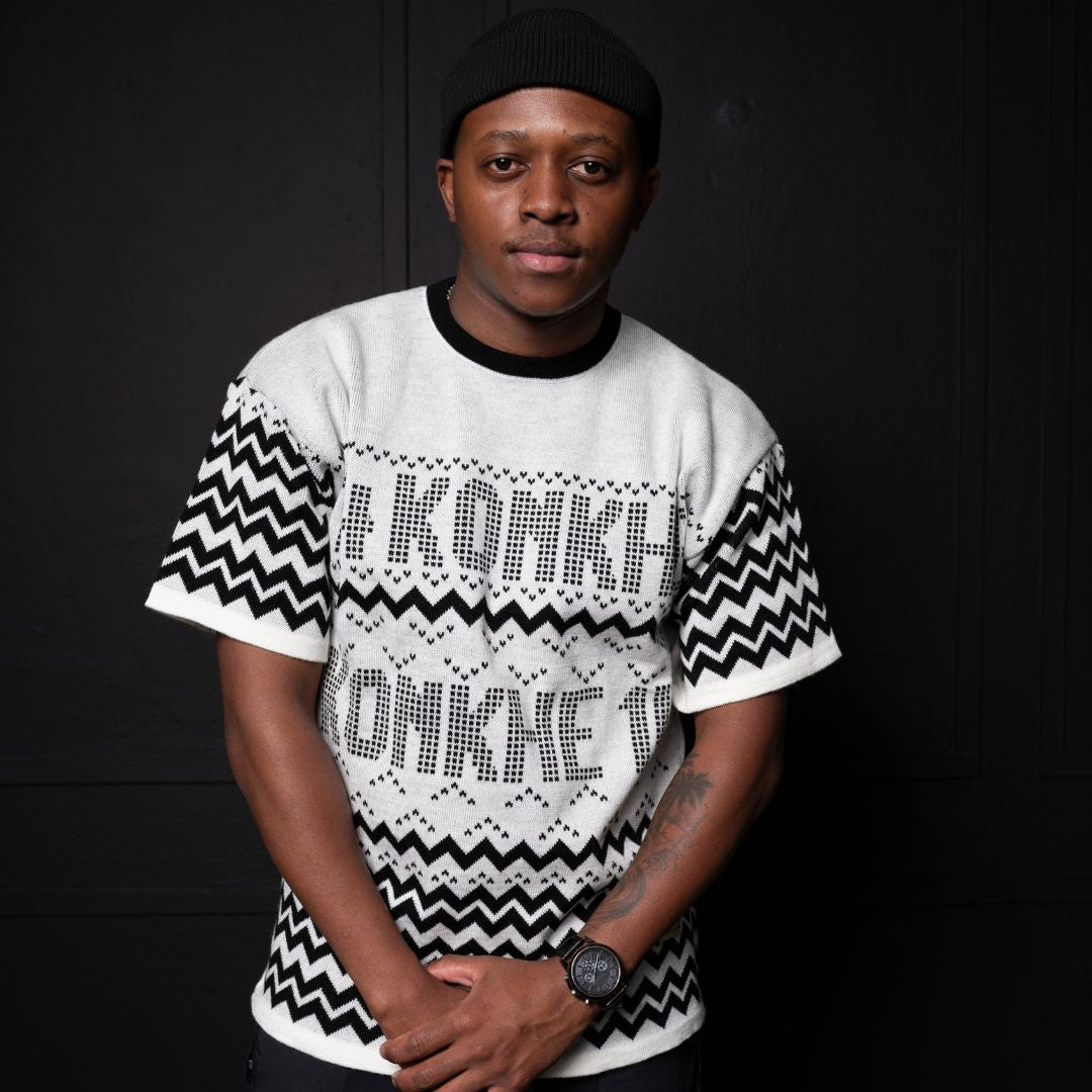 Konkhe 14 Knitted off-white Unisex oversized T-shirts