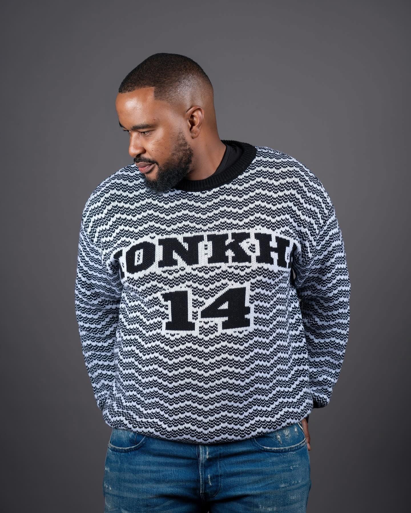 Konkhe 14 Unisex jersey “Umthungo” - Black & white
