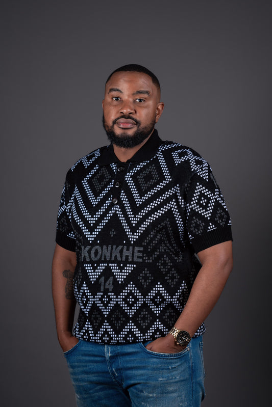 Konkhe 14 knitted Unisex Golfer T-shirt “Umkhandi – The Craftsman”