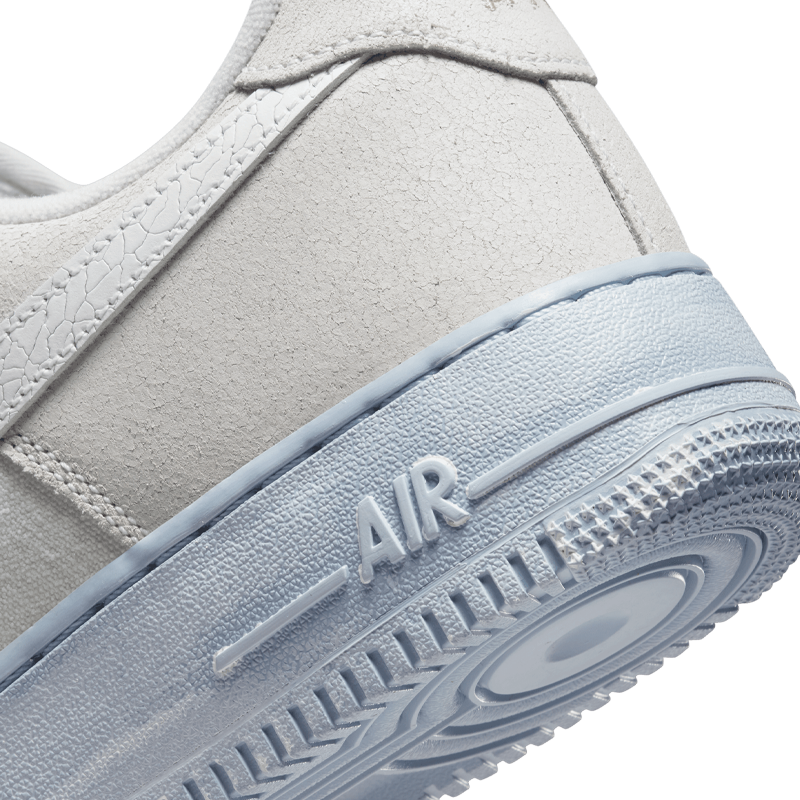 Air Force 1 `07 Lv8 Emb