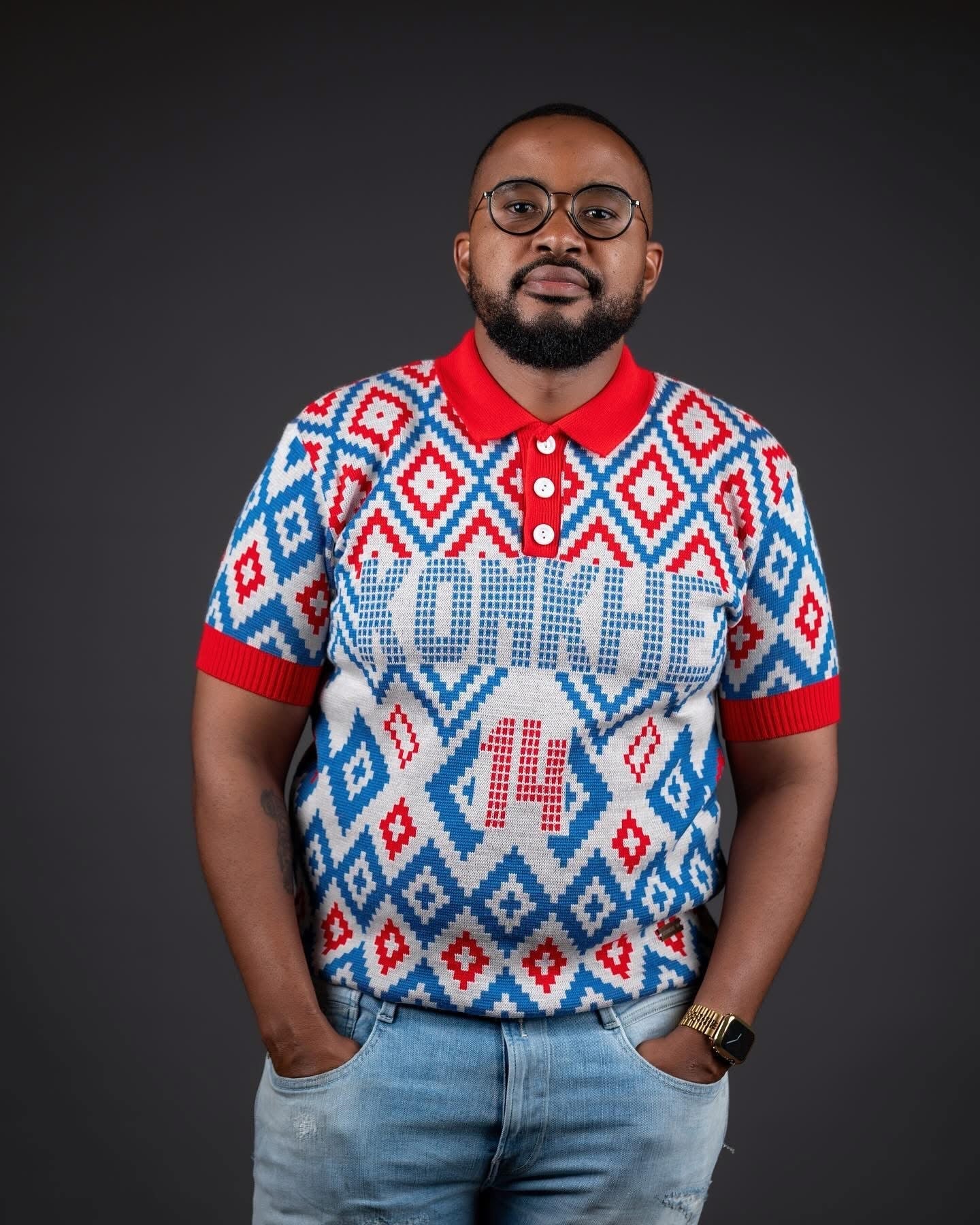 Konkhe 14 knitted Unisex Golfer T-shirt “Umcebo wase Mzansi”