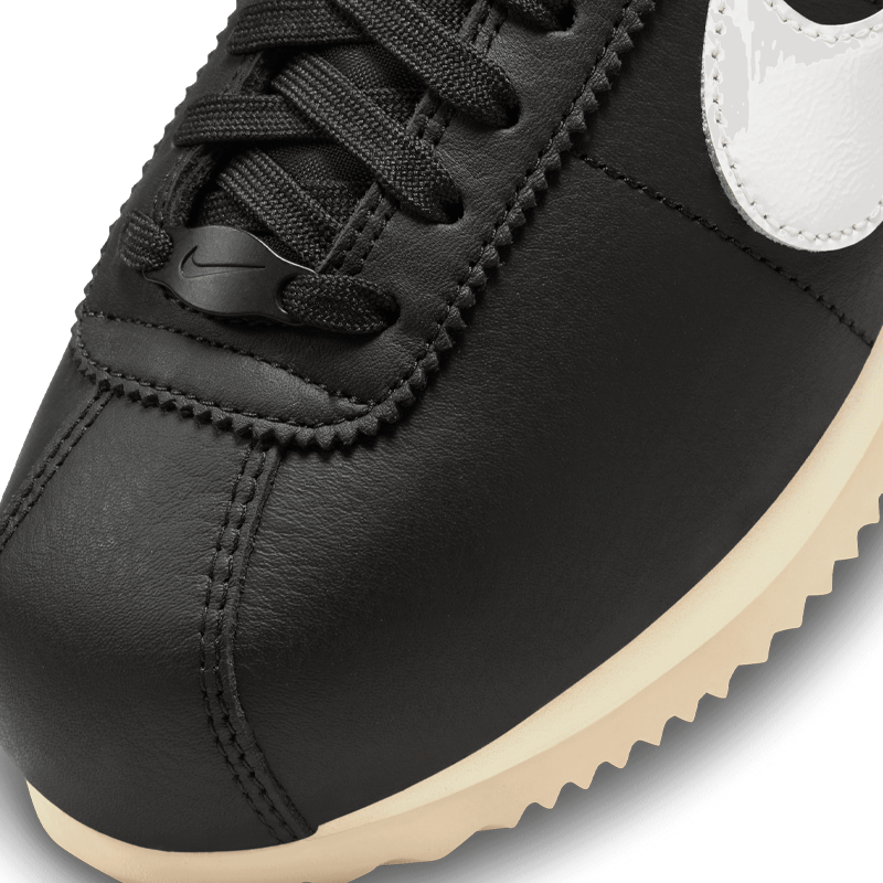 Cortez 23 Premium (W)