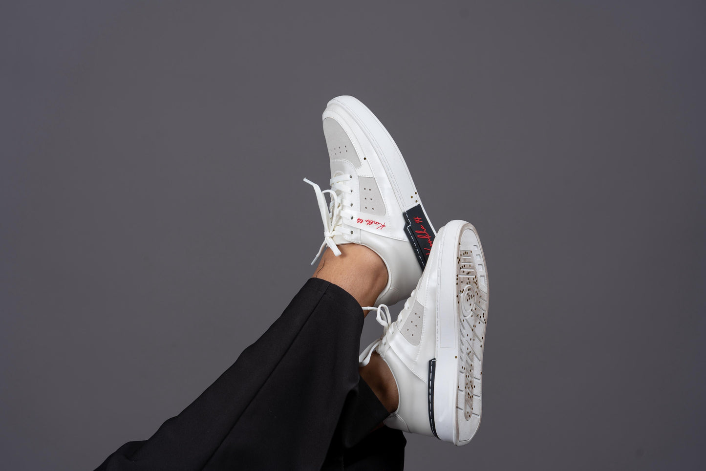 Konkhe 14 unisex “ingilozi 2.0 “ low cut sneaker