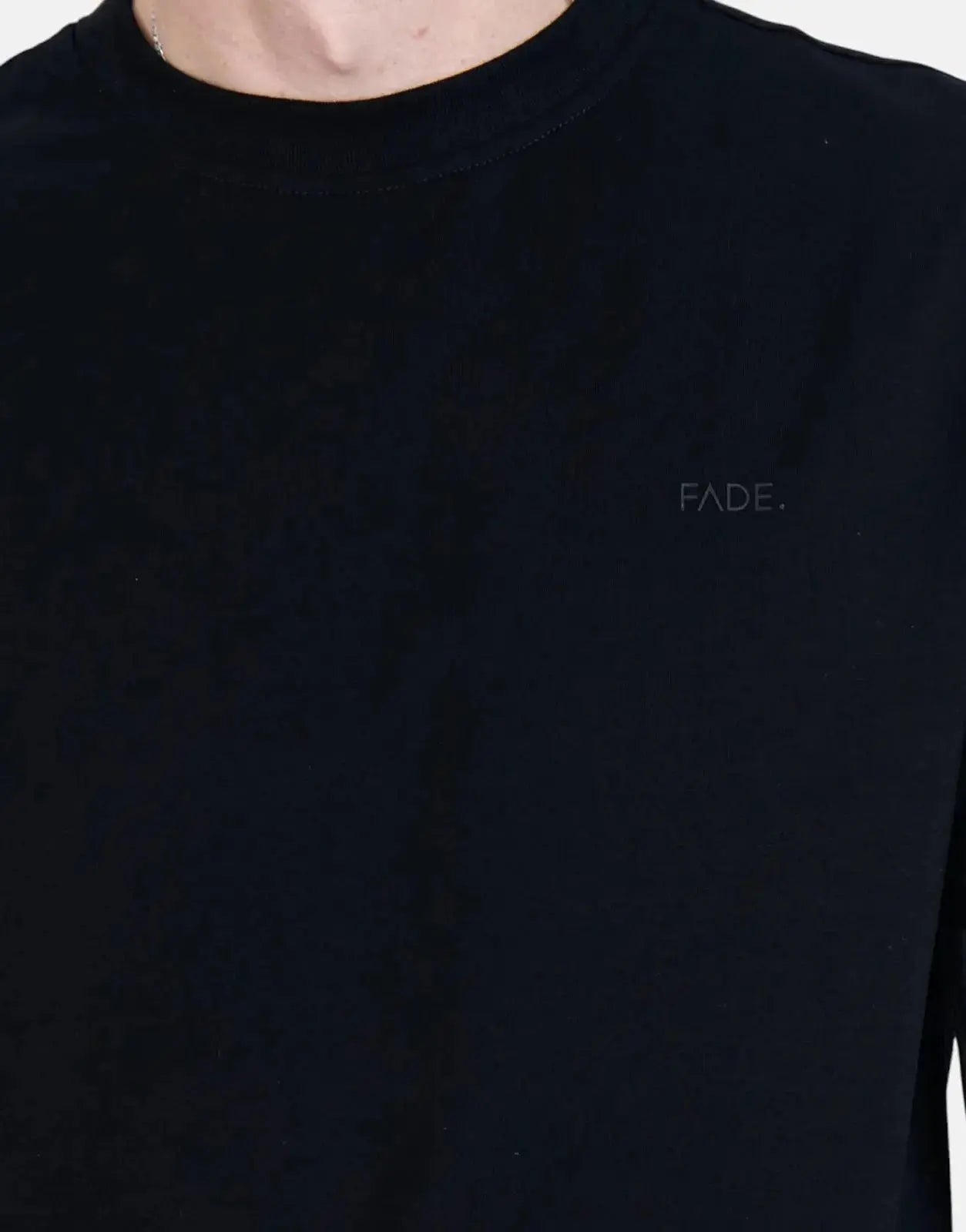 Fade Essential Slim Black T-Shirt