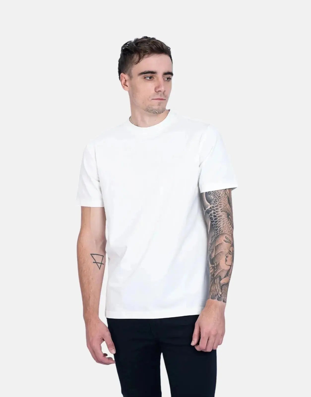 Fade Essential Slim White T-Shirt