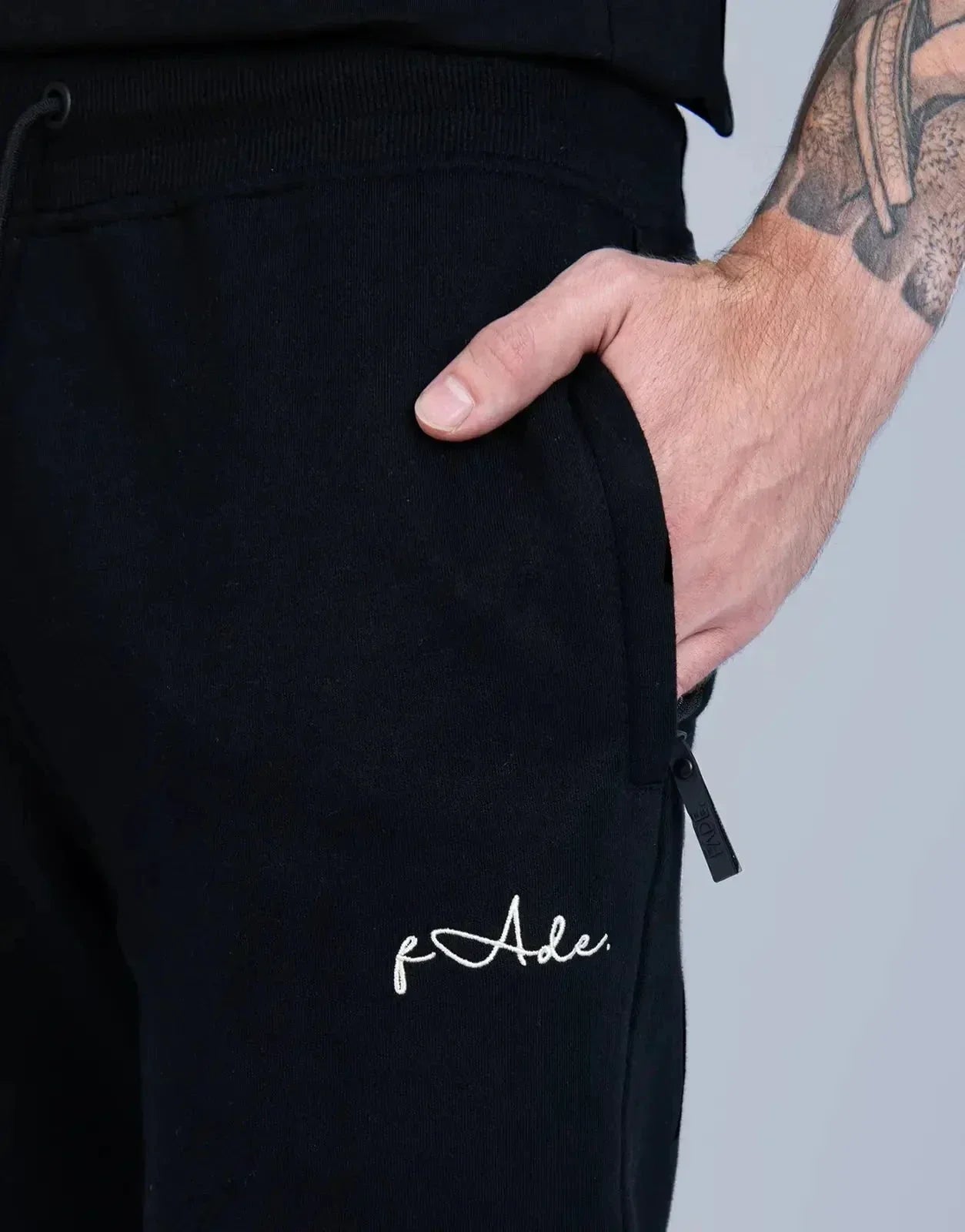 Fade Signature Sweatpants Black