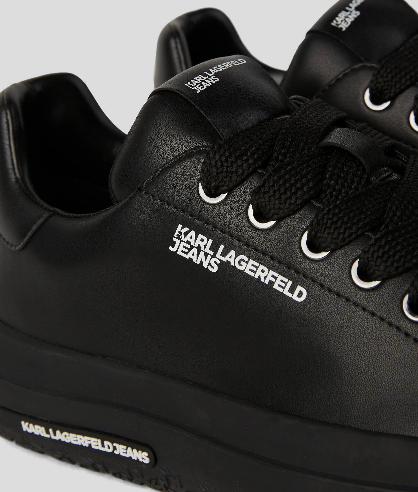 KARL LAGERFELD  KLJ LEATHER SNEAKERS