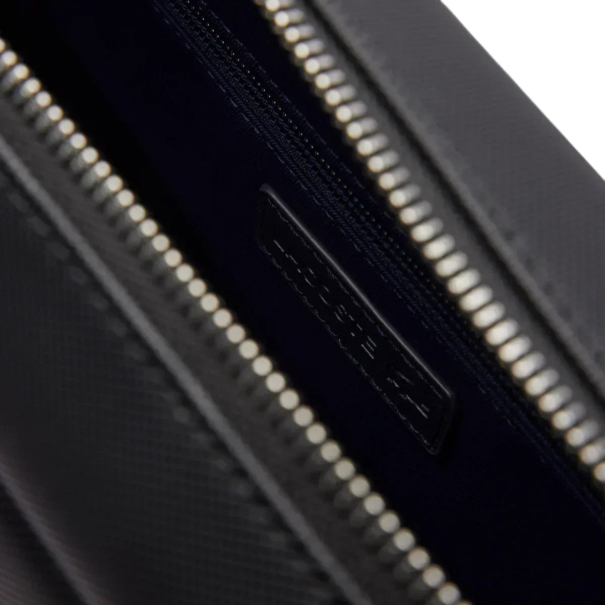 Men’s Classic Shoulder Bag