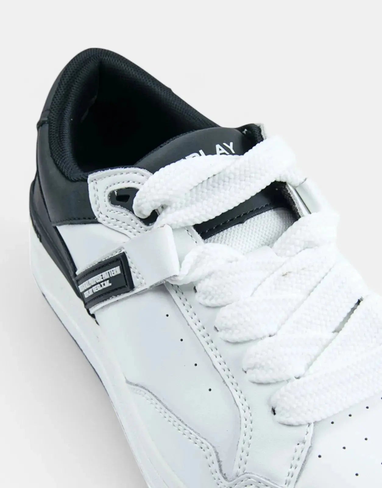 Replay Cross Type L White/Black Sneakers