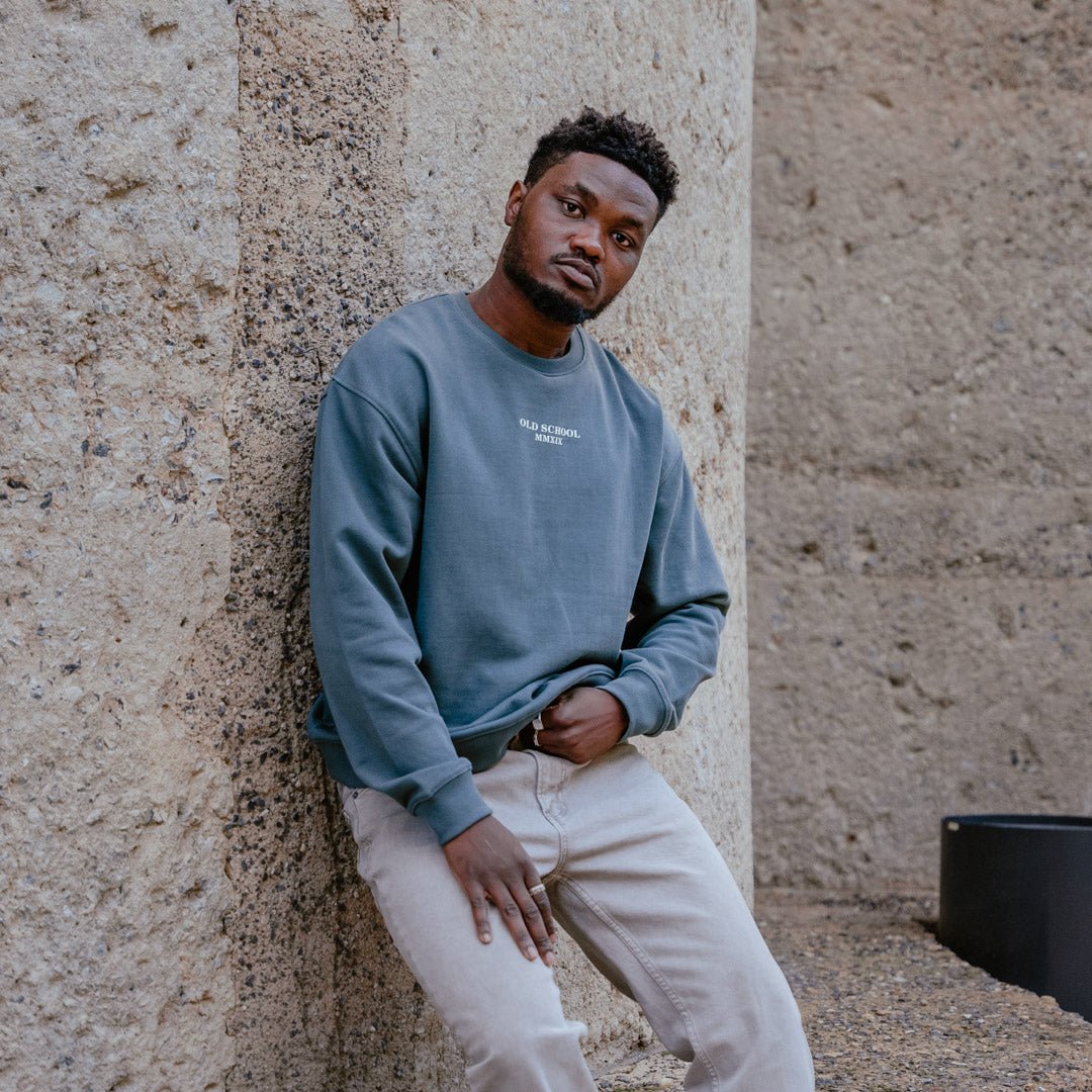 Old School Crew Neck Sweat-Moonstone