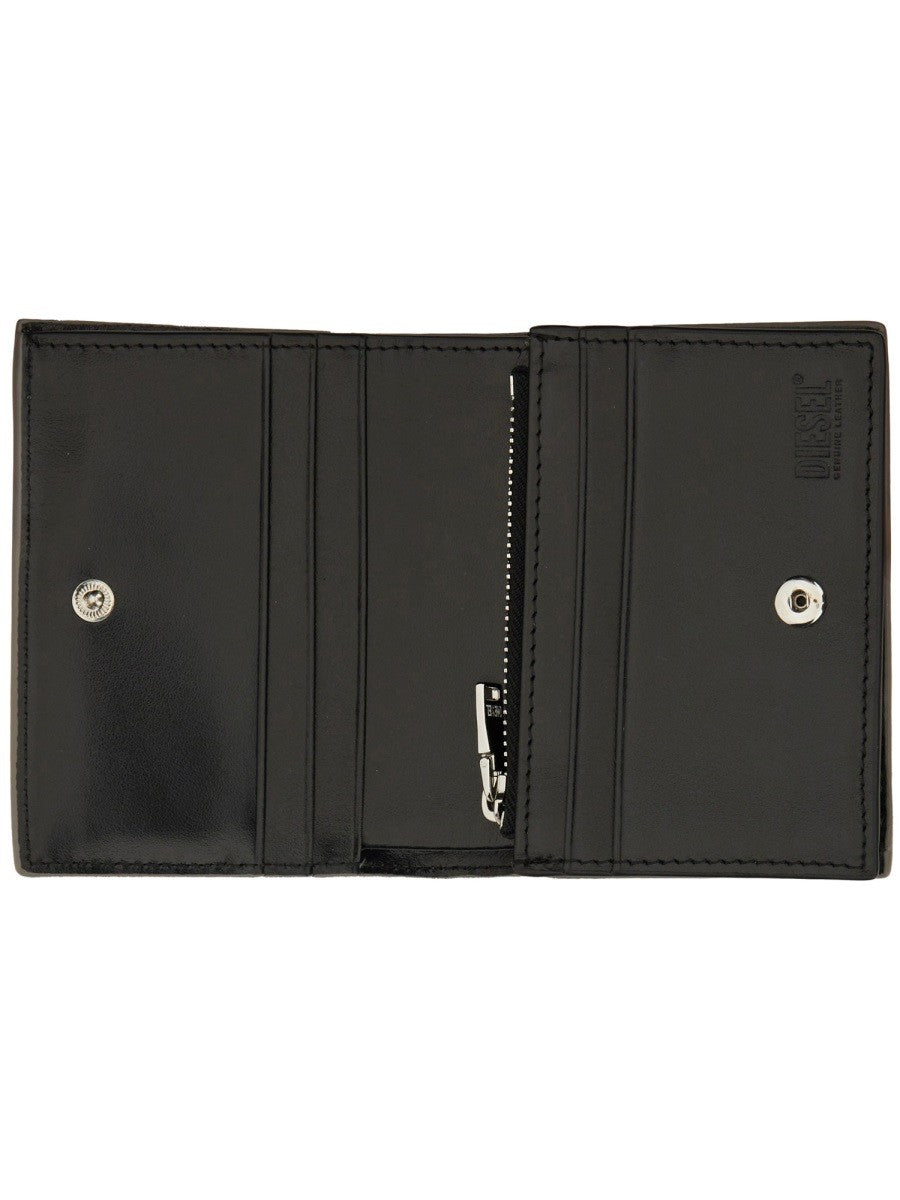 Diesel Portfolio "1 Dr Iii"