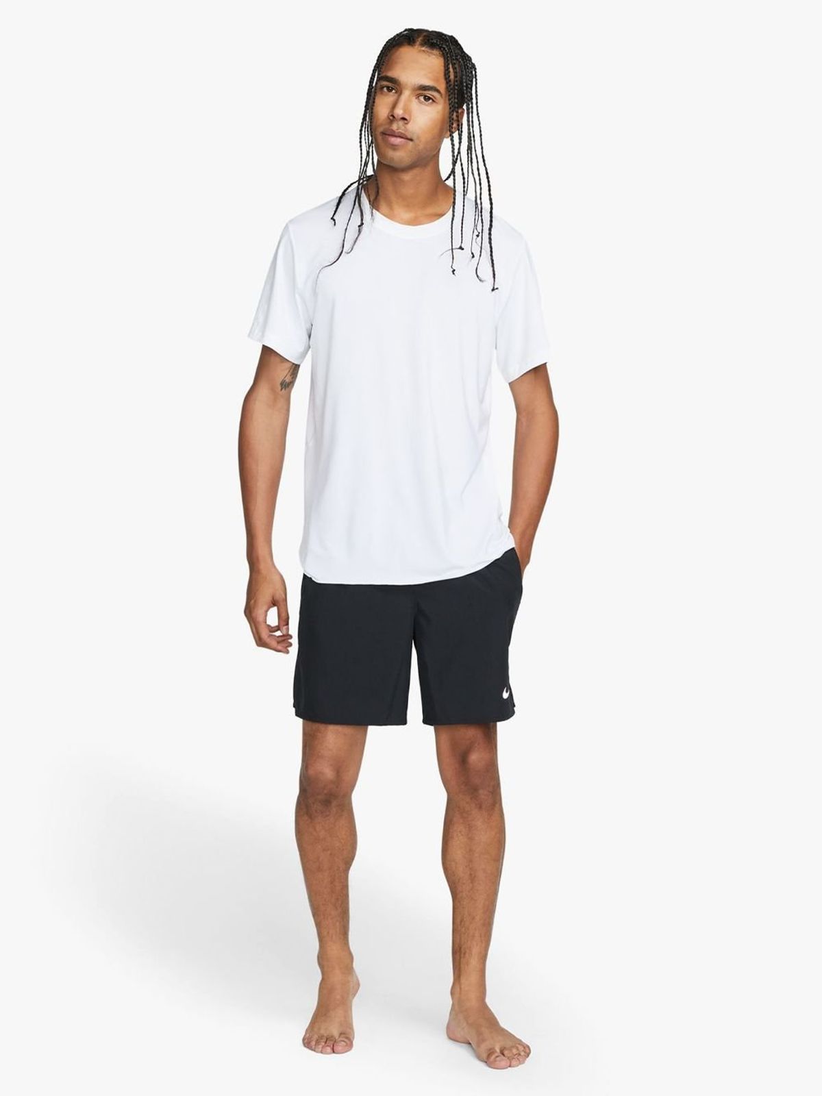 Nike Mens Dri-Fit Black Challenger 7 inch Unlined Versatile Shorts