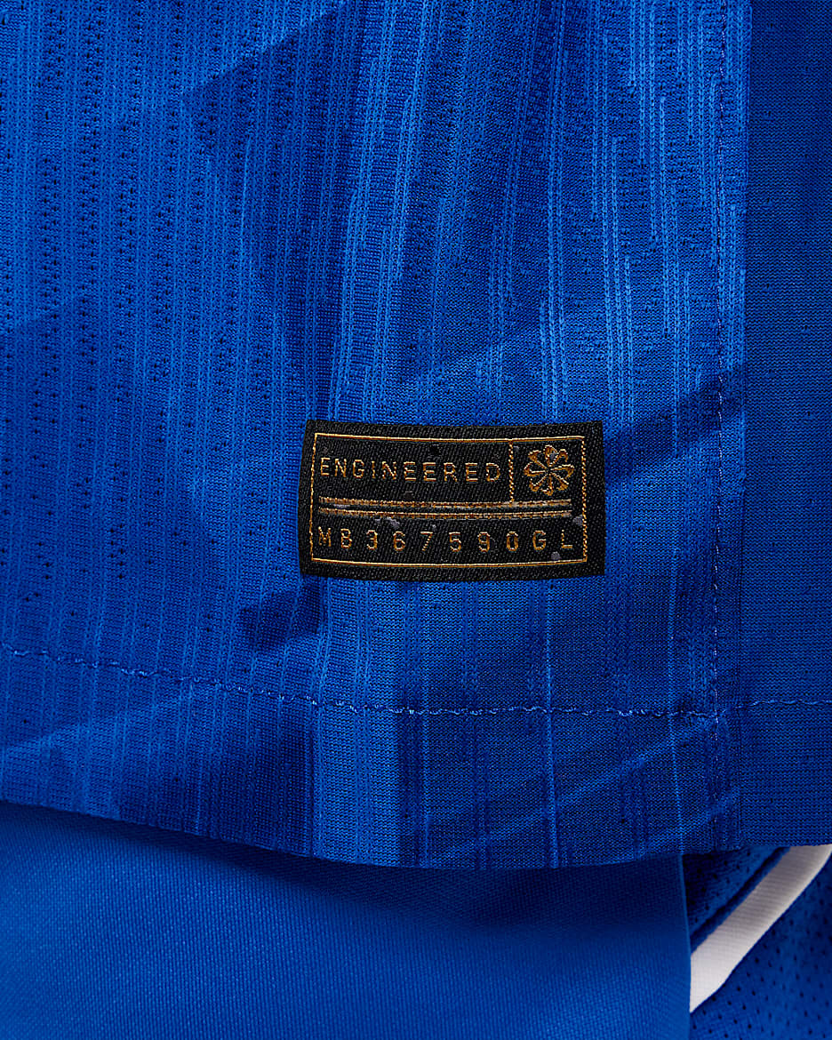 Chelsea F.C. 2025/26 Match Home
Older Kids' Nike Dri-FIT ADV Football Authentic Shirt