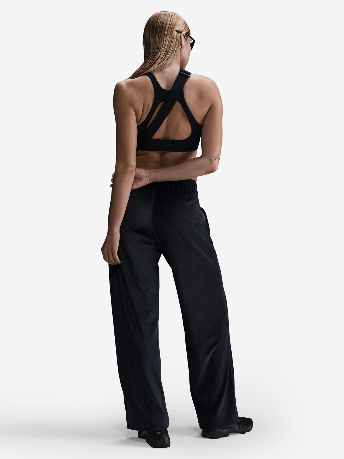 Nike Womens Sportswear Chill Knit Velour Black Sweatpants