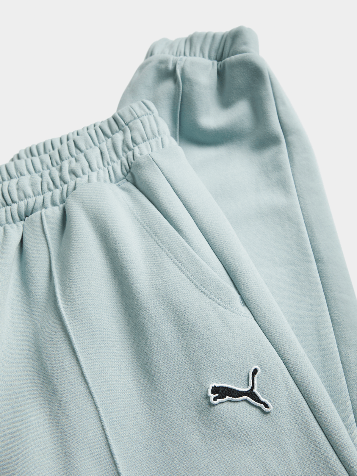 Puma Women's Green Pintuck Cuffed Sweatpants