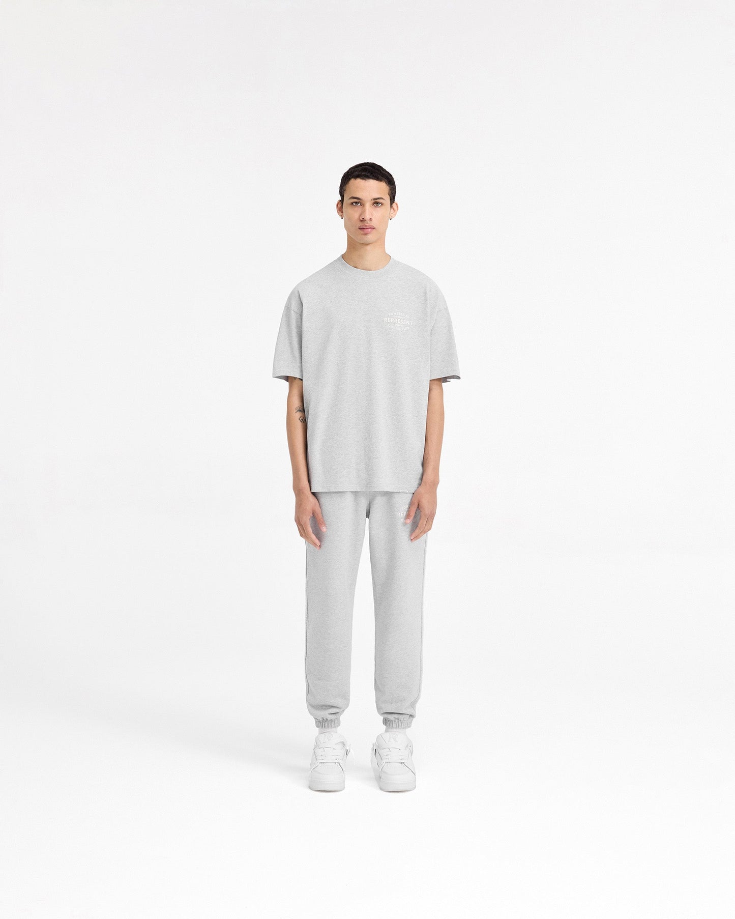 Represent Owners Club Stamp T-Shirt - Ash Grey